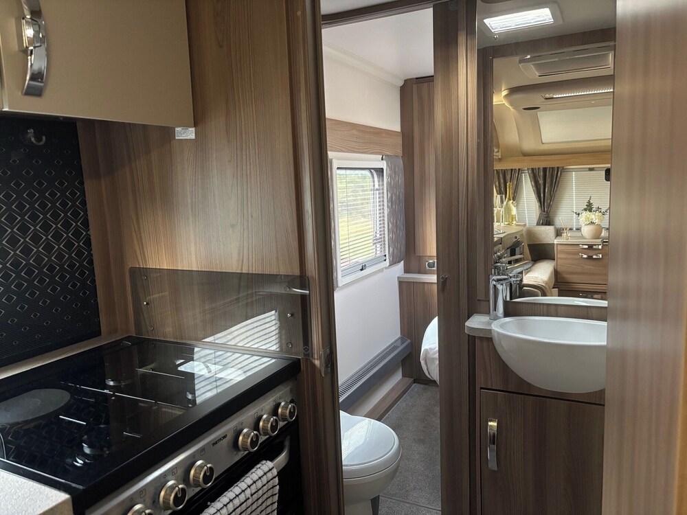 4 Guests - Pet Friendly - Durham Caravan Retreat