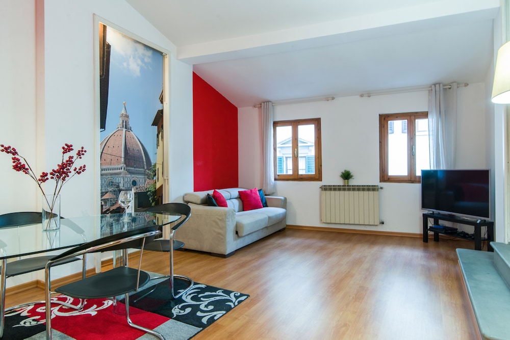 Borgo Allegri Arno Flat