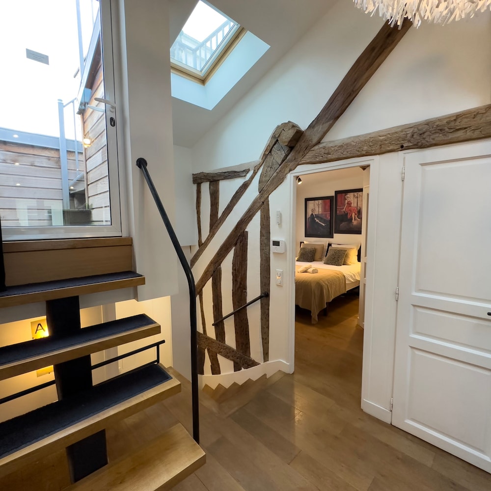 Dreamy Rive Gauche Modern 2 Bed Apt in Paris