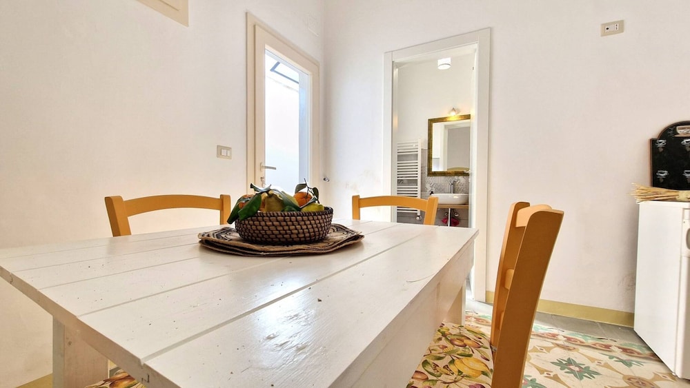 Dimora Maniscalco With Star Vault Ceilings in Matino 2 Bedrooms