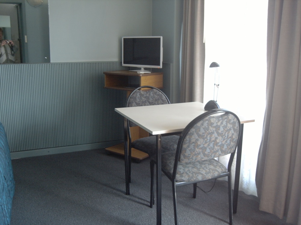 Travellers Rest Motel