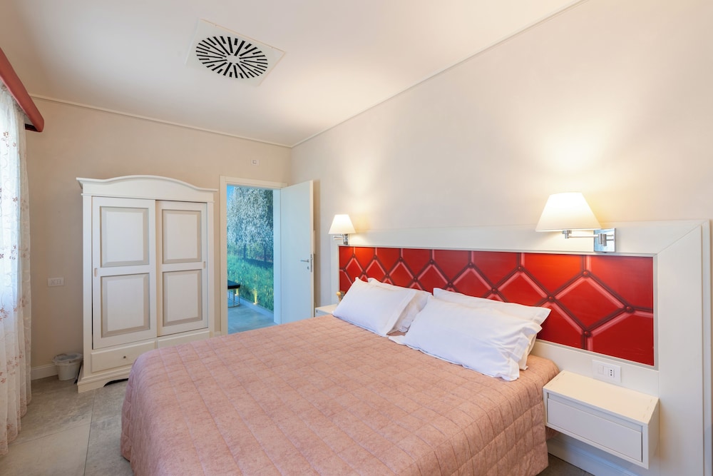 Borgo Sante Country House