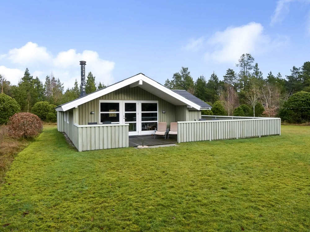 6 Person Holiday Home in Norre Nebel