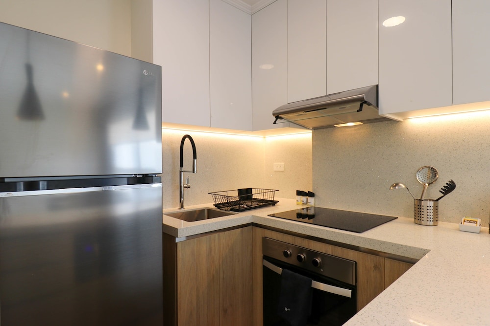 Baan Saint Tropez Villas Kata Beach