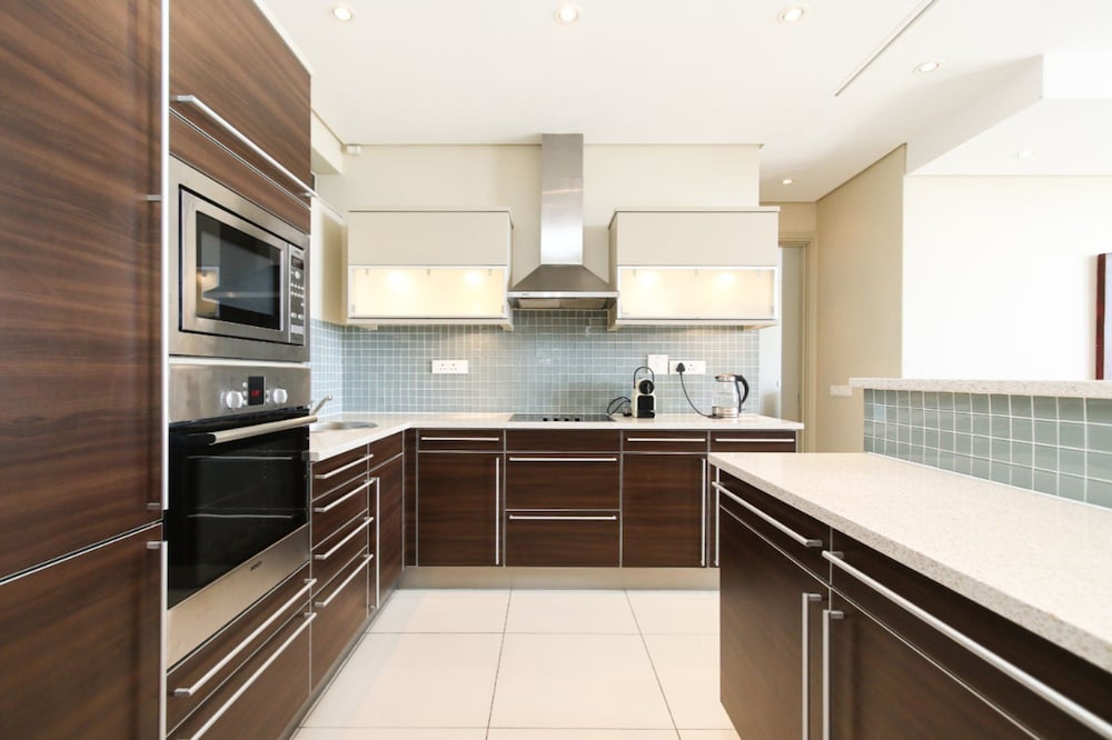 Executive Yacht View Two Bedroom Apartment - 310