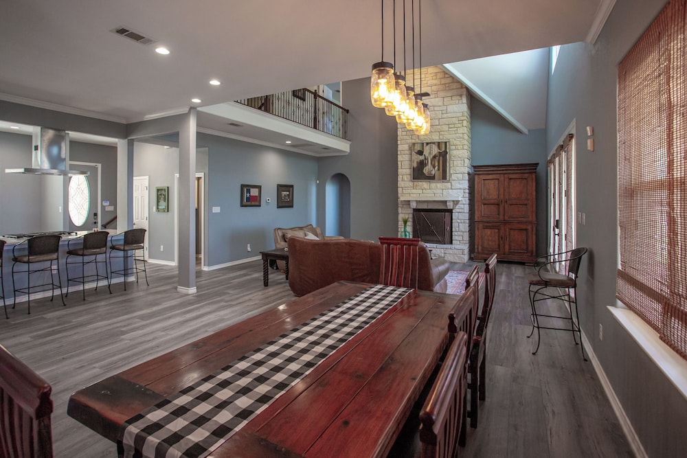 Lakefront 6BR Retreat w Dock & Game Room