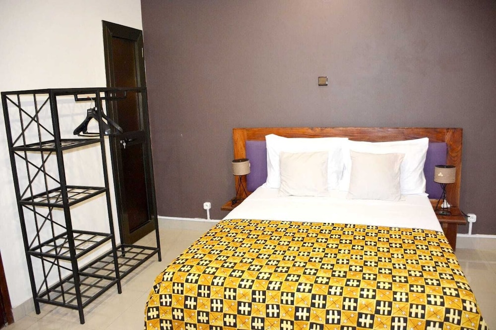 Lome Bamboo Lodge