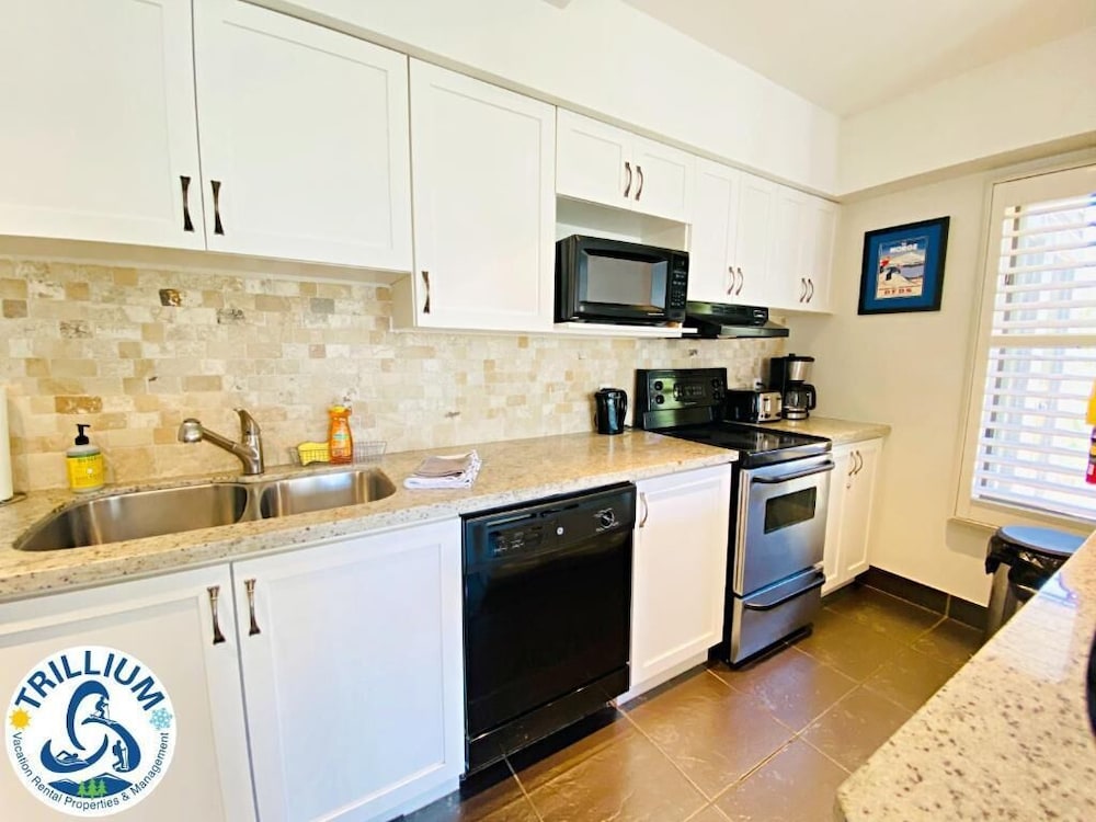 Blue Mountain Suites