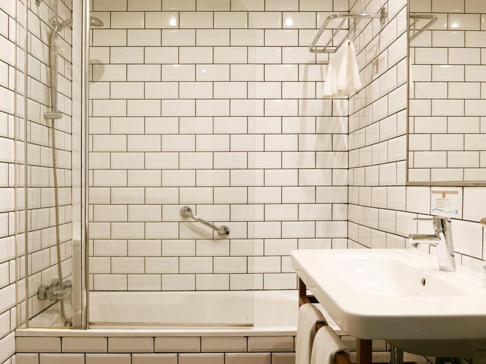 Noa's Boutique Hotel - Image 32