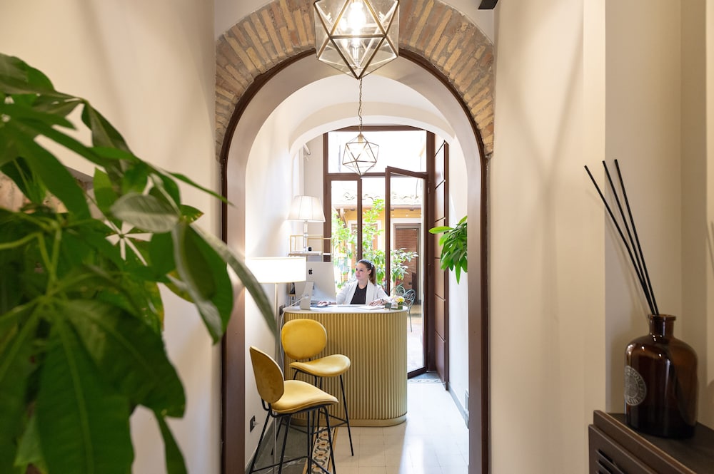 Passpartout Boutique Palace