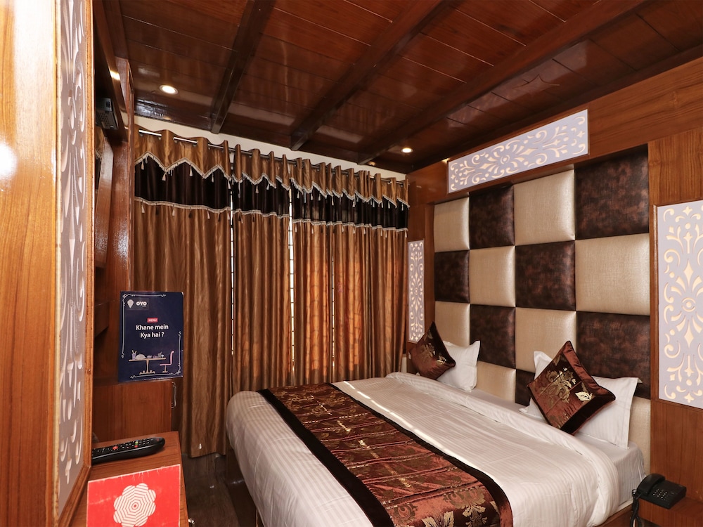 OYO 13654 Krishiv Residency
