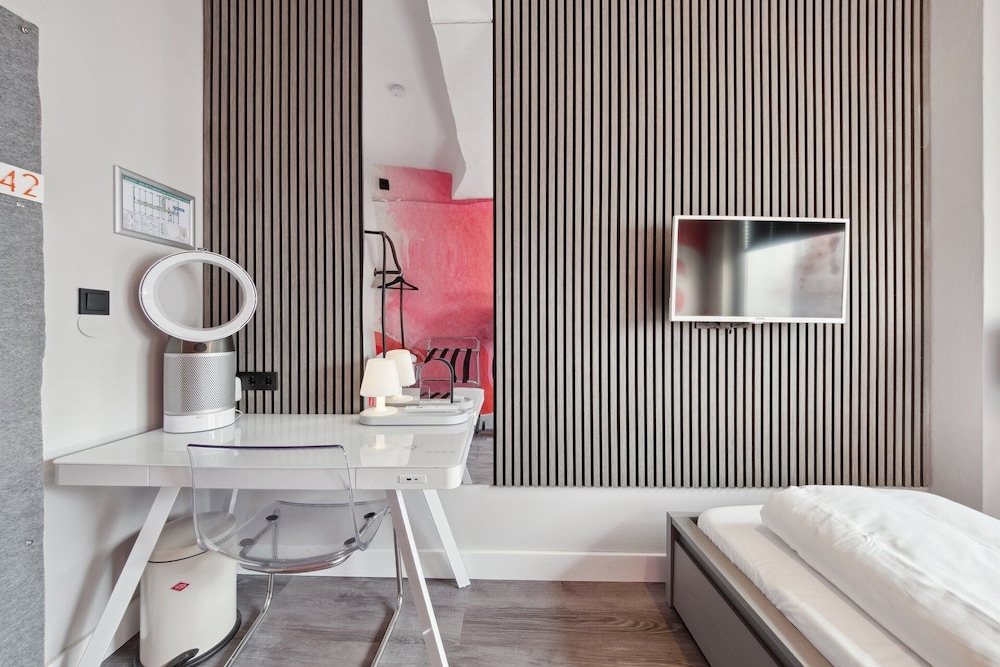 The Room 44