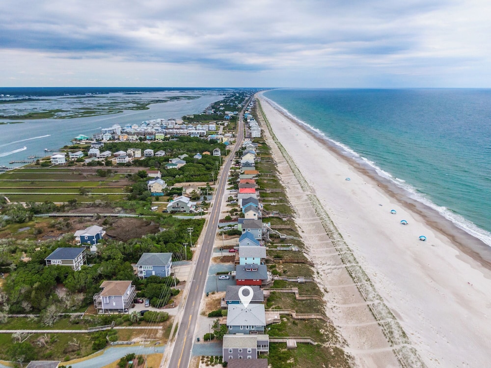 Loony Dunes by Topsail Realty