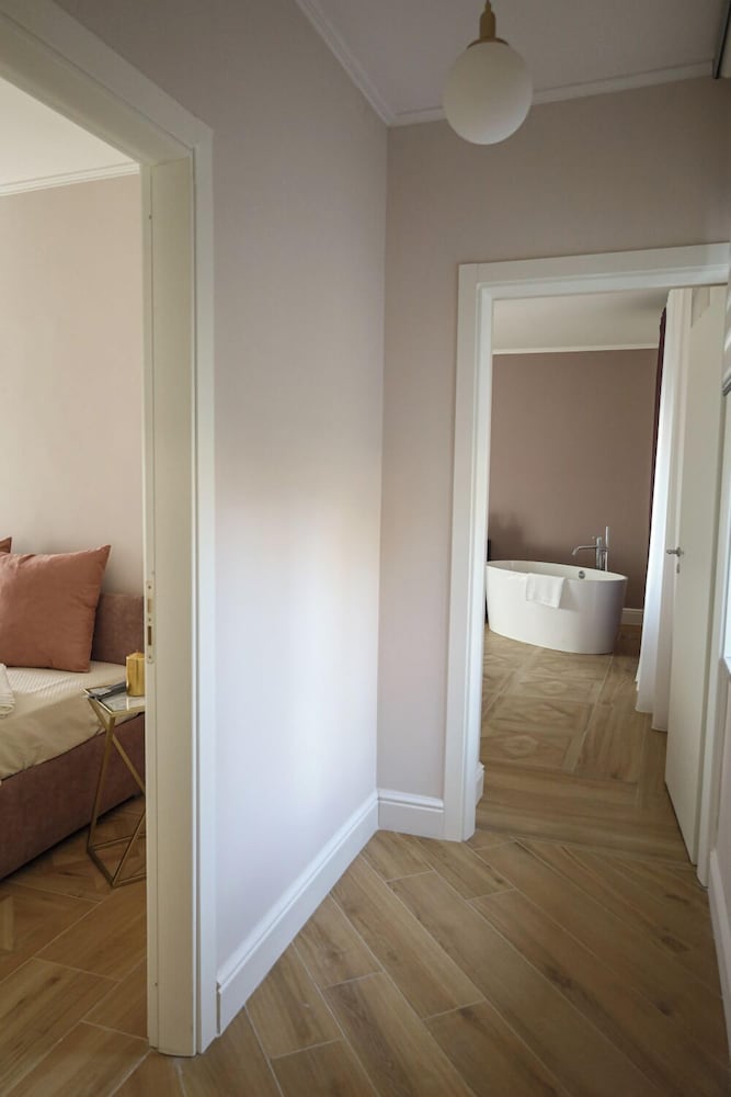 PETRUS Rooms