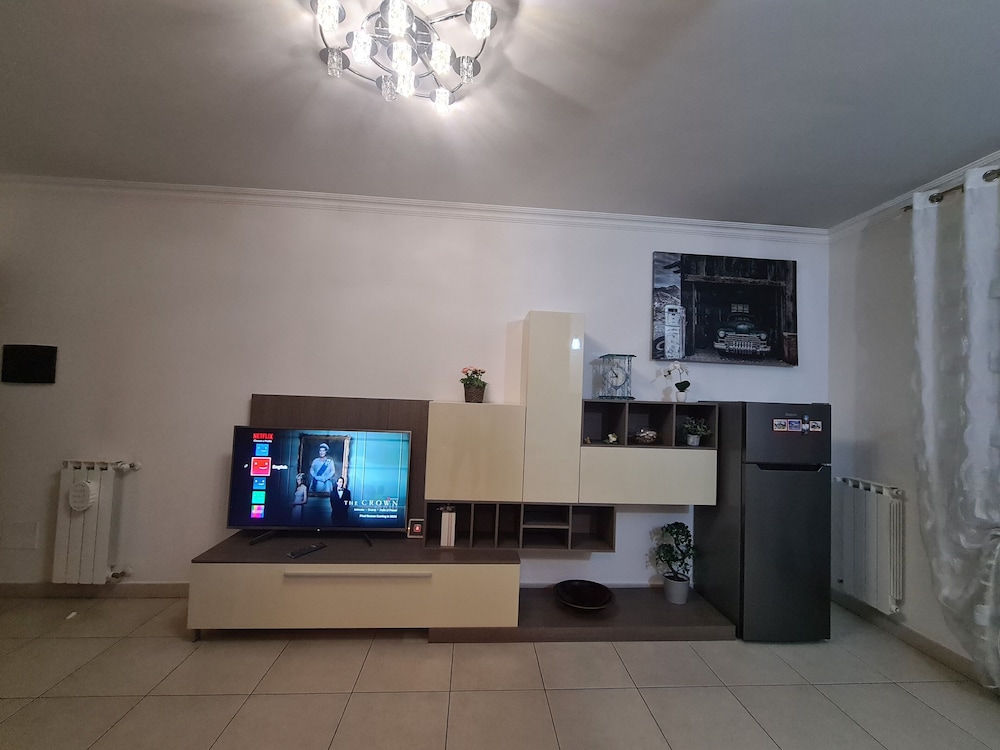 Rooms And Comfort Apartment