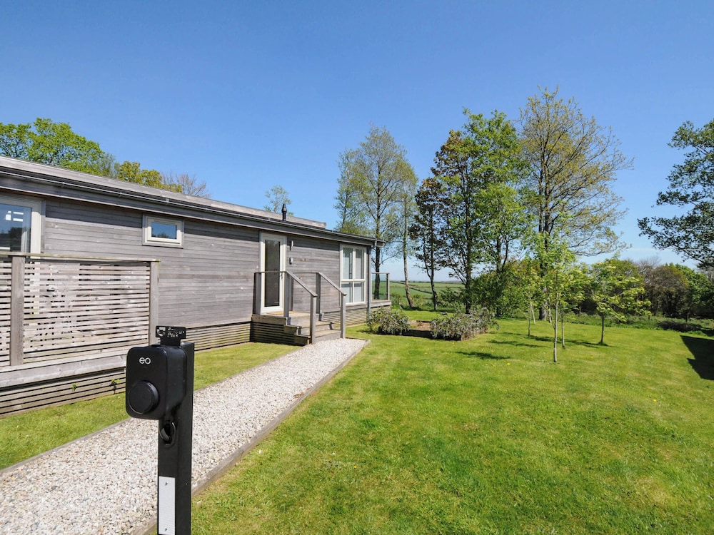 19 Meadow Retreat