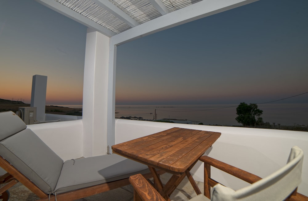 Almyra Guesthouses