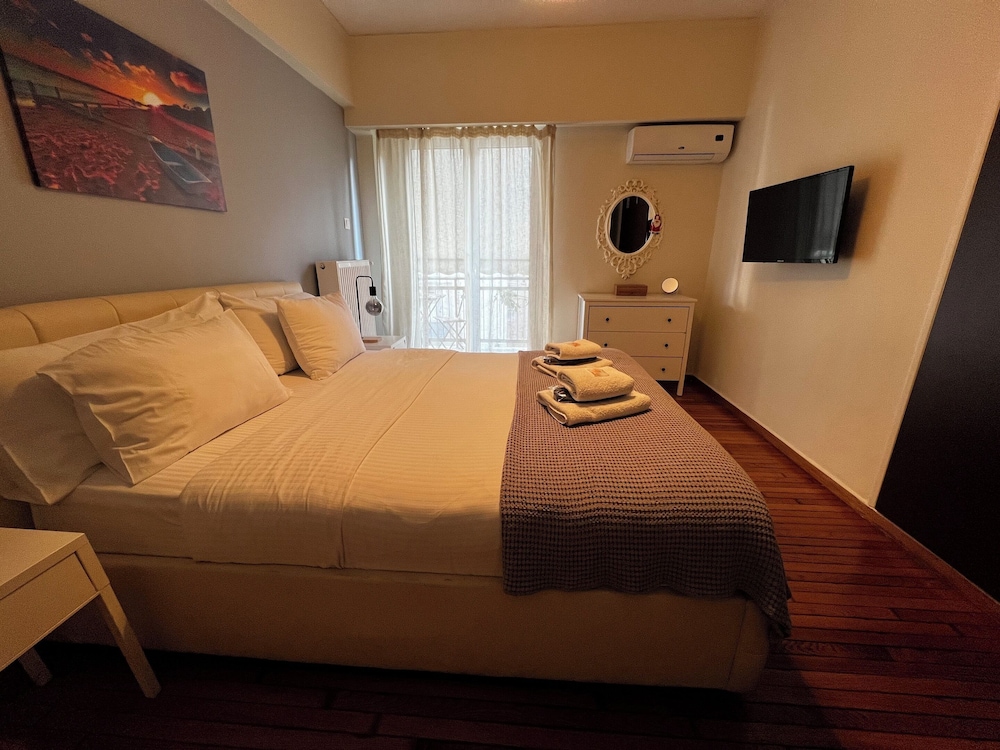 Pnyka Apartment 1