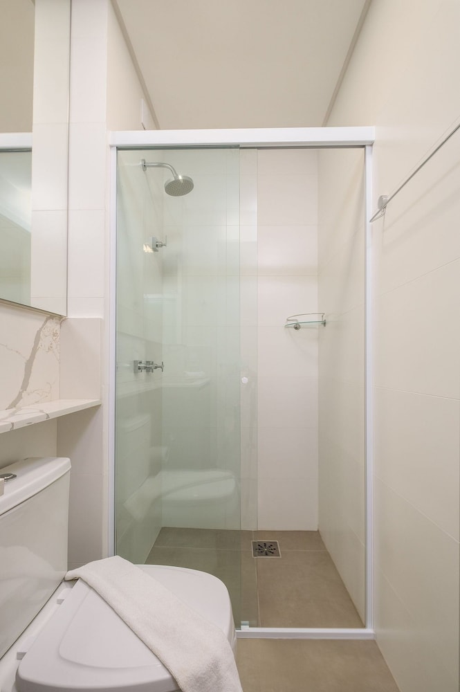 Cozy, Fully-equipped apt in new Building Jpr211