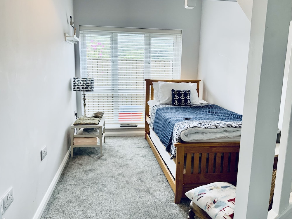Beautiful 1-bed Riversi Cottage Located in Malpas