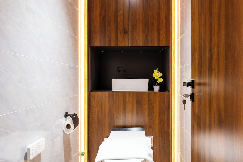 The Pinnacle Residence Service by Soben