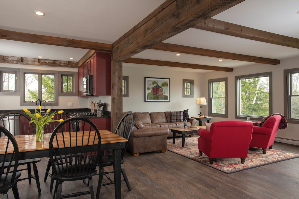 The Mountain Top Inn & Resort