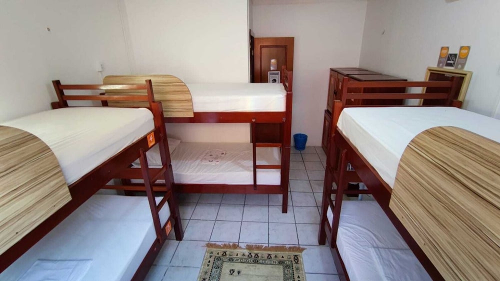 Tanan Hostel