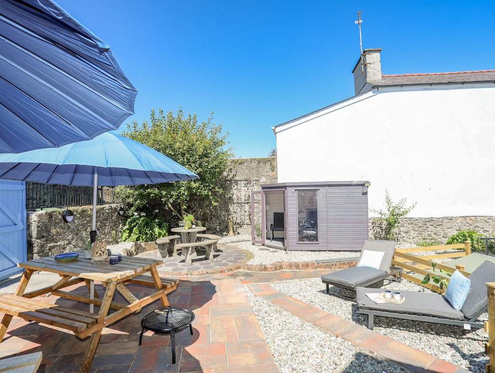 Gwynle - Criccieth