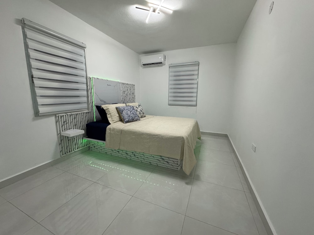 Villa Tropicana