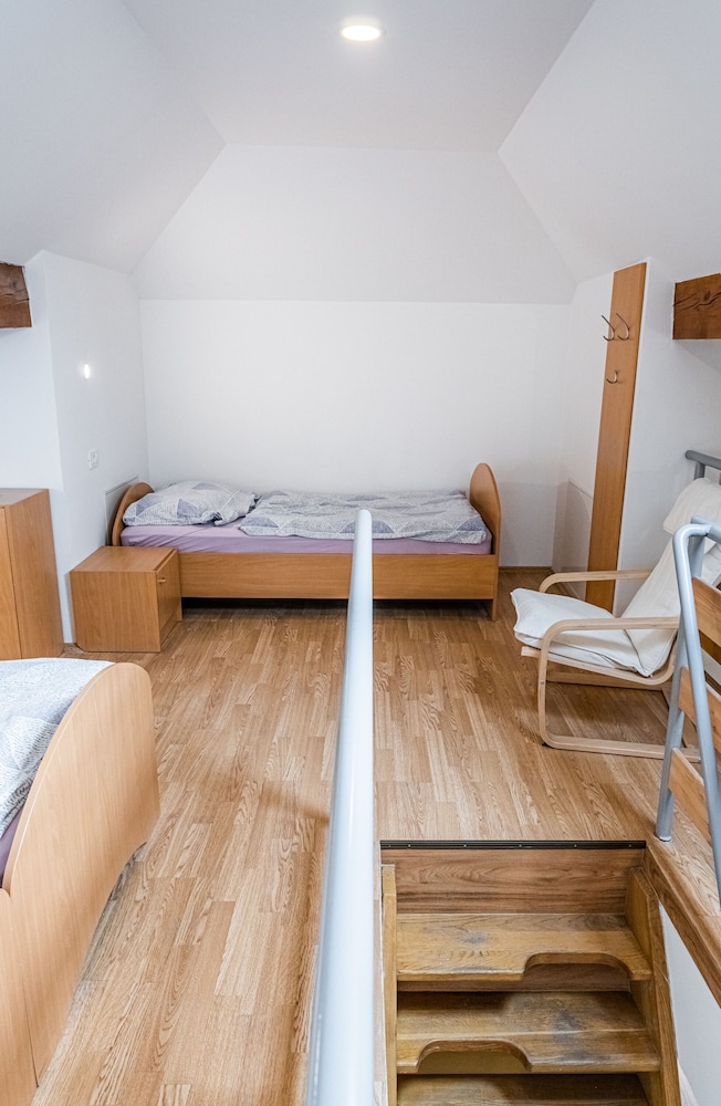 Apartmaji Skok view 3