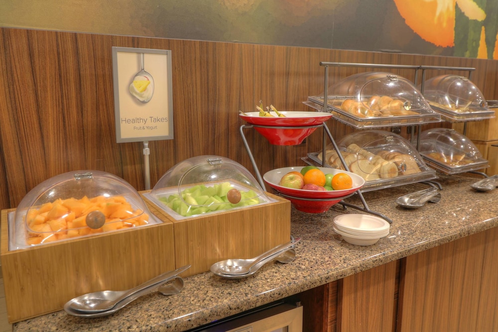 Mount Pleasant Vacations - Fairfield by Marriott Mt Pleasant - Property Image 1