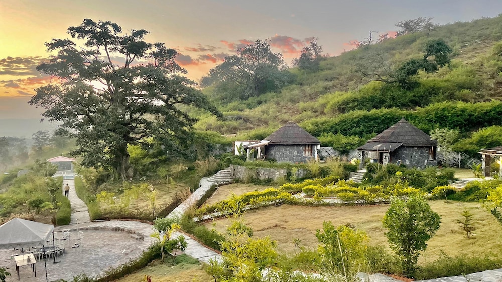 Turban Nature Wilderness Kumbhalgarh view 3