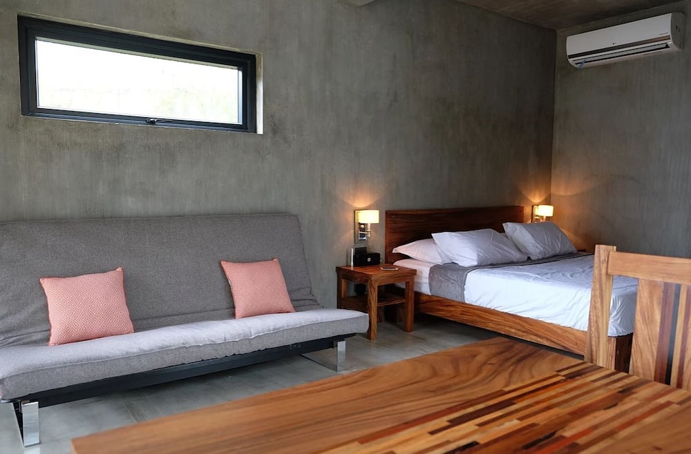 Veue Beach Cabins view 2