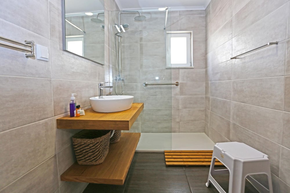 D13 - Eiras Velhas Holiday House in Alm Dena