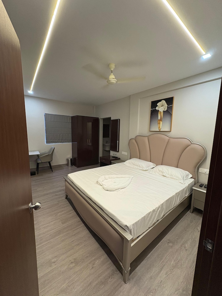 Kanak Residency Kuthuparamba