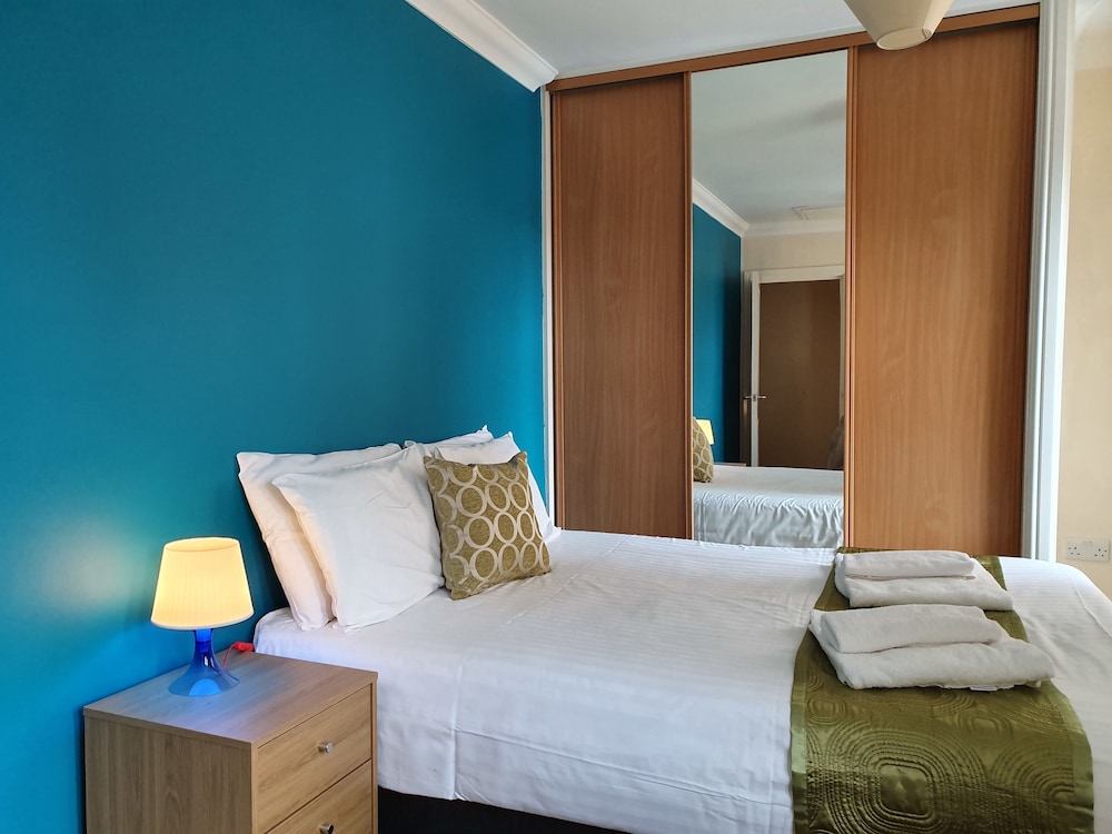 Godwin Court Apartments view 2