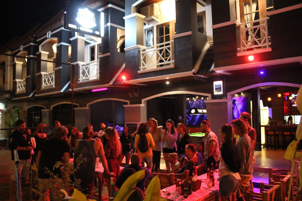 Asia Blue The Tavern Hacienda - Hostel