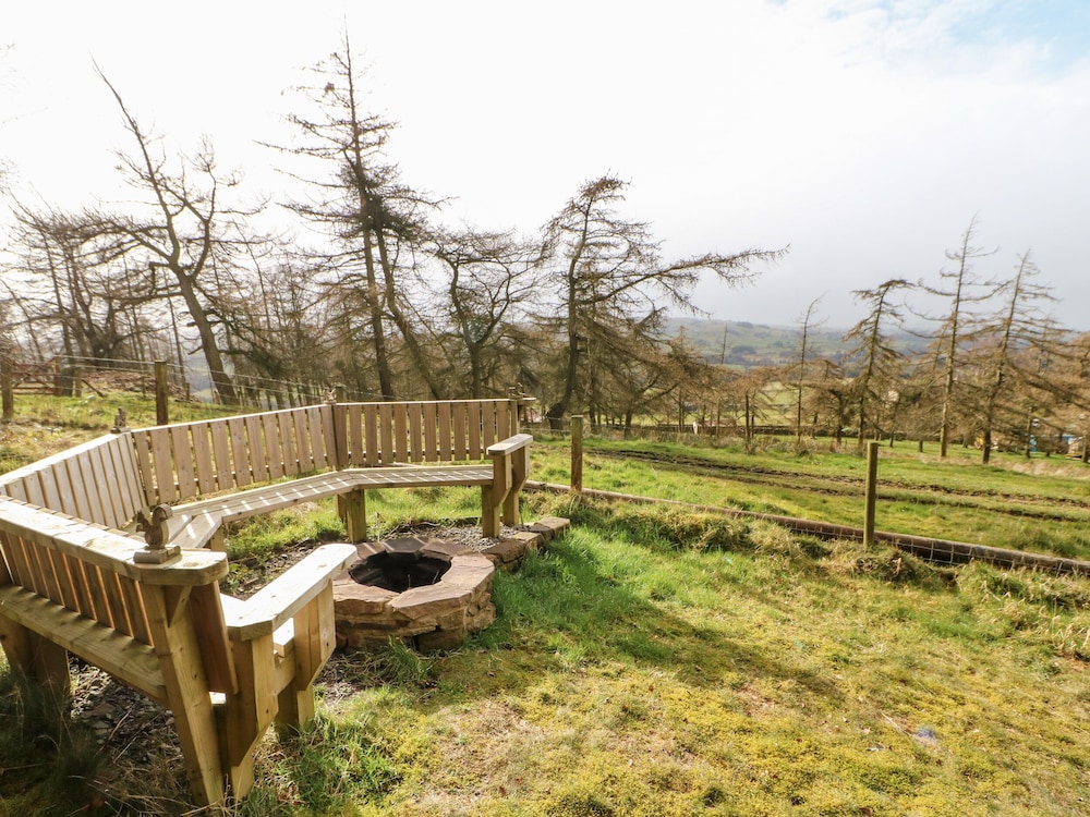 Folly Lodge