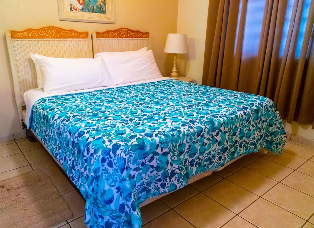 Sunset Paradise Villas view 2