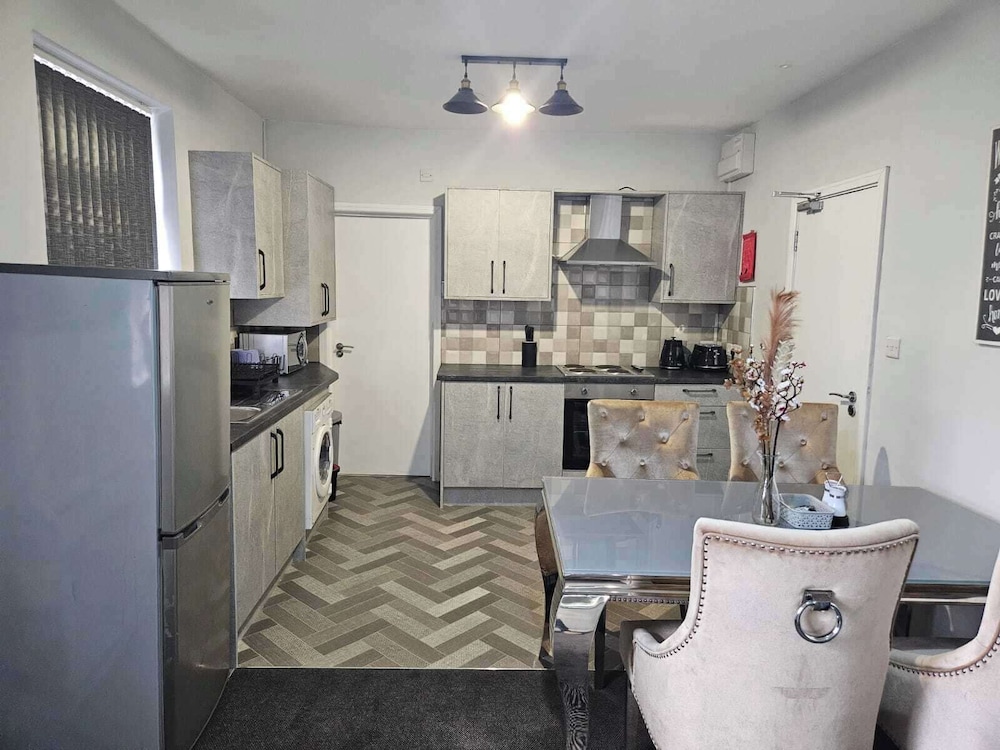 Telford Tranquility Apartment Flat 3 for 4 Guests