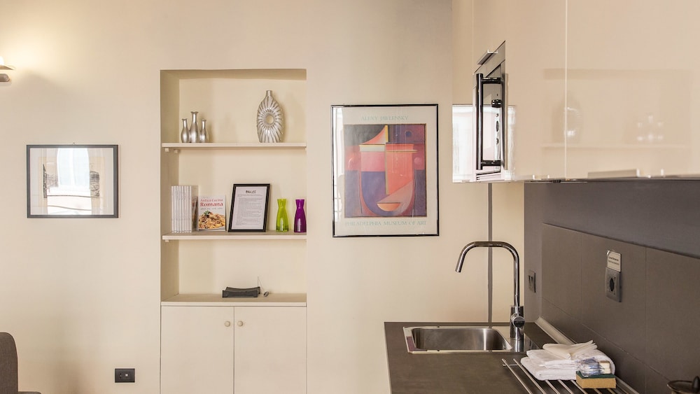 Rental In Rome Vatican Deluxe Apartment