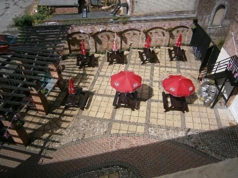 The White Lion Hotel, photo 33