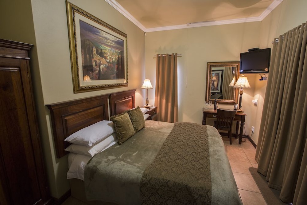 Le Cozmo Guest House view 5