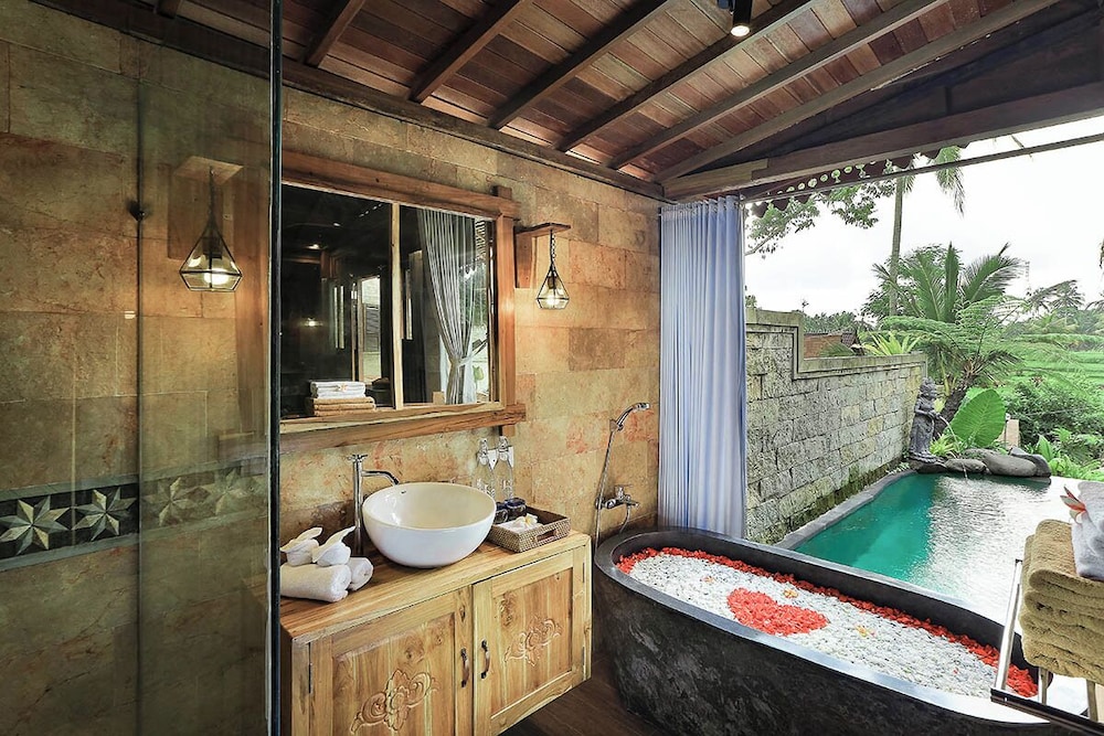 Lawani Resort
