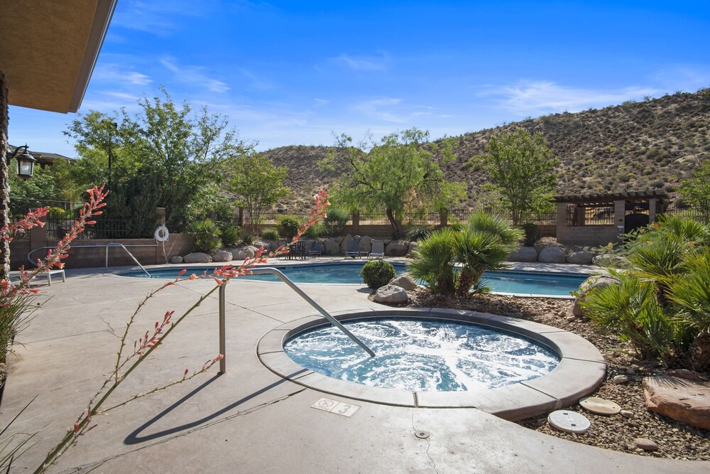 Desert Ocean Vibes- Full Amenities view 4