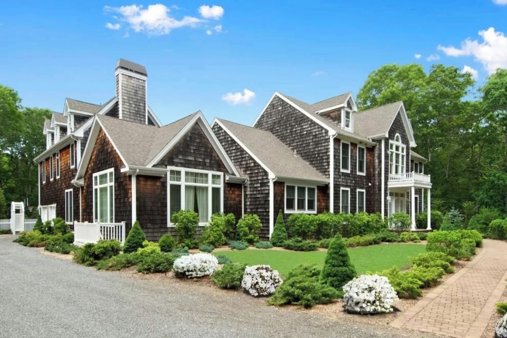 Villa Charlotte view 3
