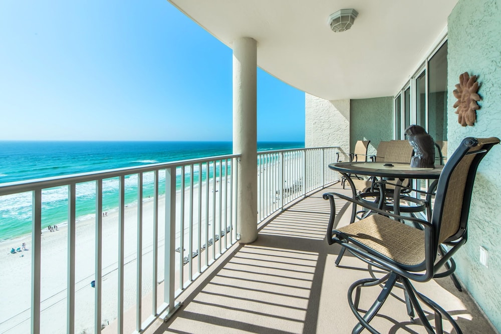 Long Beach Resort 4-902