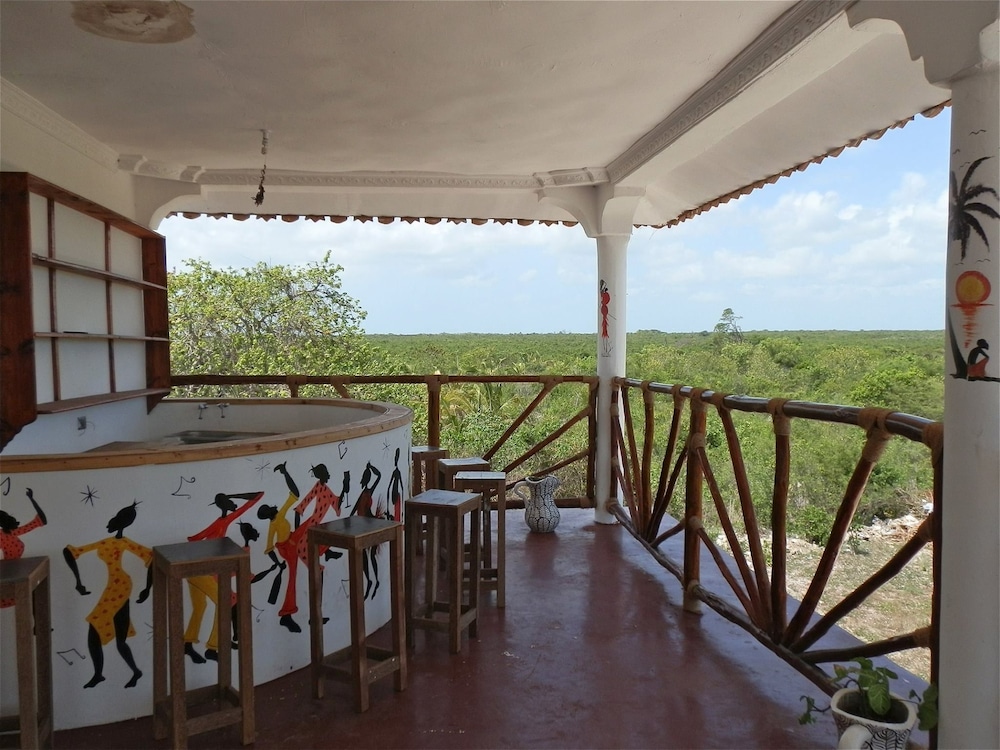 Mfumbwi Backpacker Lodge