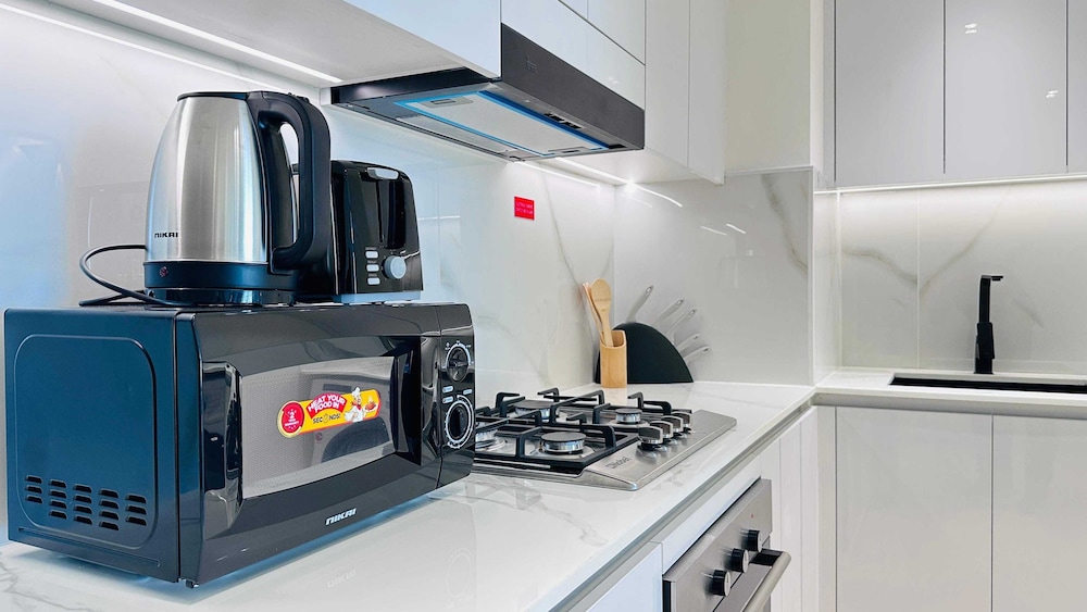 OYO HOME 1458 Premium 1bed Apartment In