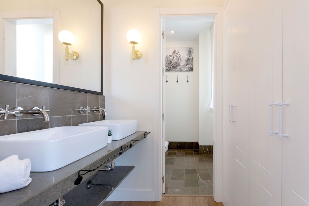 Genteel Home Almirante Lobo